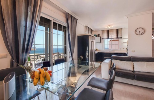 Arenas del Mar Villa | Villa "Orquídea" with Sea View, Pool, Garden & Wi-Fi