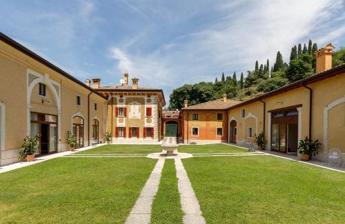 Piovezzano Bed & Breakfast | Villa Padovani Relais de Charme - Adults Only