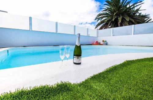 Tahiche Villa | Villa Palacios Herrero