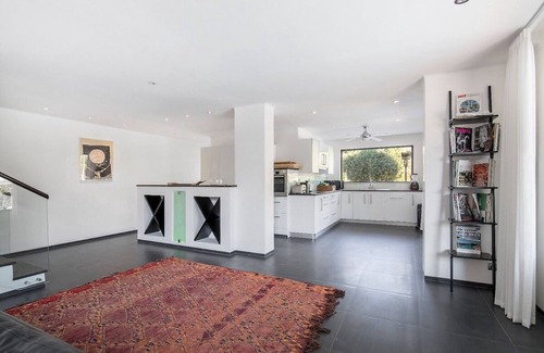 Urbanizacion Pinos Verdes Villa | Villa Pena Blanca - 5 bed Villa near Puerto Banus!