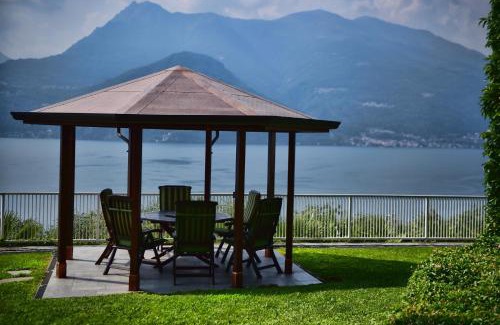 Perledo Villa | Villa Perledina by Wonderful Italy
