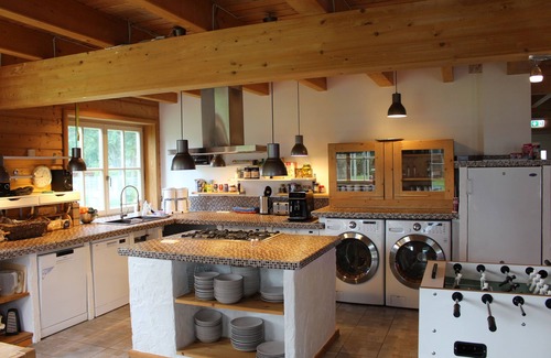 Petershagen House | Villa Pfeffer heated pool 24° - 9 bathrooms - barbecue house - sauna - 2000sqm garden