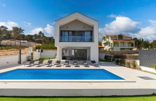 Pridraga Villa | Villa Pine