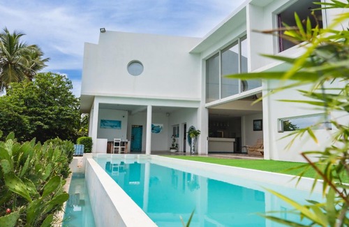 Antsiranana Villa | villa piscine à louer a DIEGO SUAREZ. MADAGASCAR