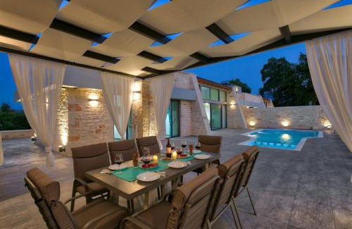 Katochori Villa | Villa Potami Nikos by Villa Plus