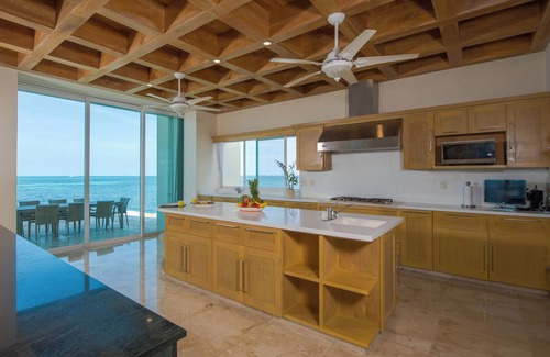 Puerto Juarez Villa | Villa Punta Sam Cancun Beachfront Luxury