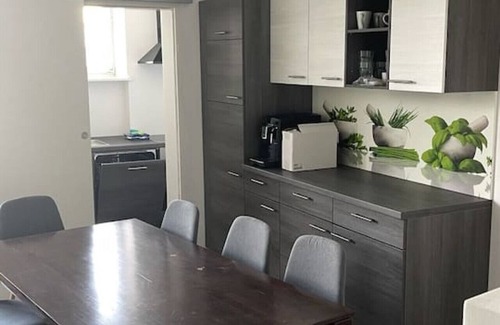 Leitendorf Apartment | Villa Rebuli - room One - centrally located in Top 3