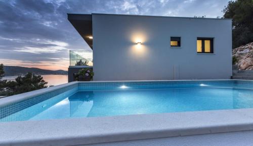 Seget Villa | Villa Regina with heated pool and sea view