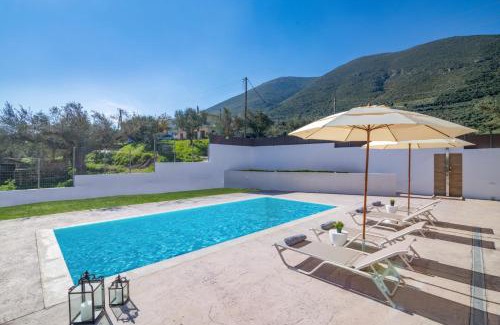 Khartata Villa | Villa Riza Sky by Villa Plus
