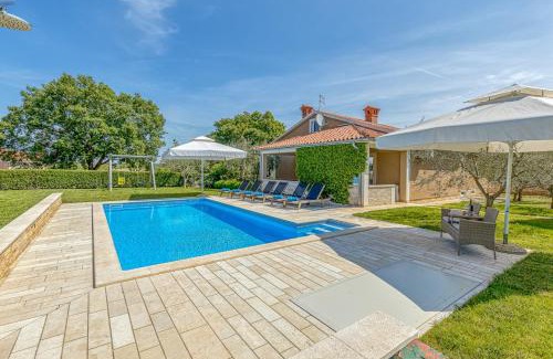 Selina Villa | Villa Ruza