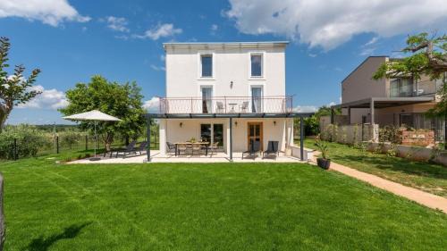 Dajla Villa | Villa Saini with Sea View