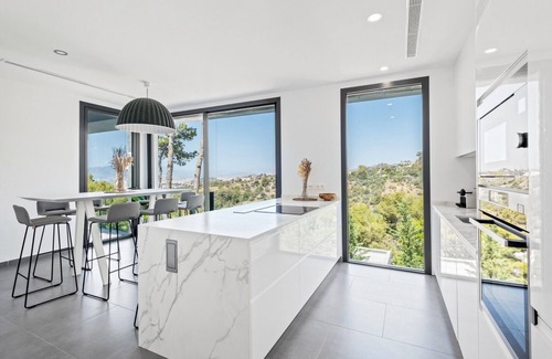 Pinares de San Anton Villa | Villa San Antón with Pool II