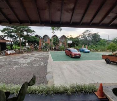 Cirebon Resort | Villa Saung Wira