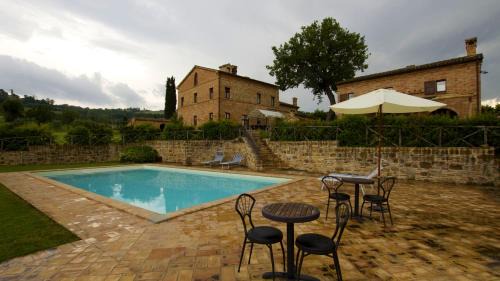 SantʼAngelo in Pontano Villa | Villa Serena - Homelike Villas