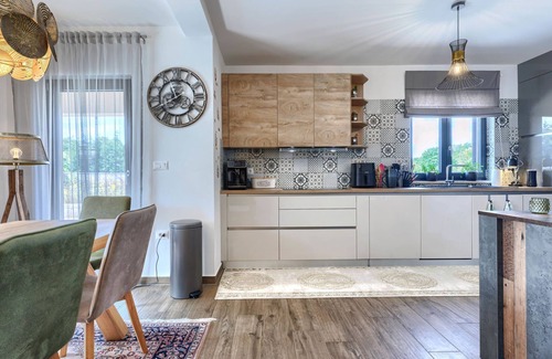 Topid House | Villa Shea by Interhome