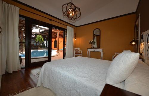 Triquivijate Villa | Villa Spa Las Tinajas