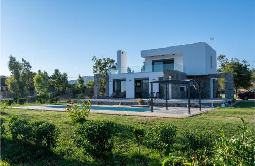 Eresos-Antissa Villa | Villa & Stone House with Pool, 10 Mins to Skala Eressos Beach