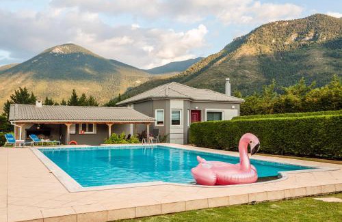 Kylini Villa | Villa Stymfalia - Luxury Mansion with Private Pool
