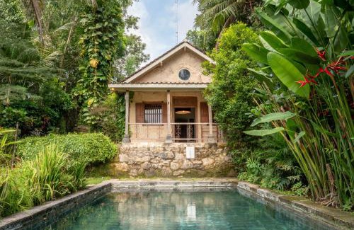 Bangunjiwo Villa | Villa Sunset Jogjakarta