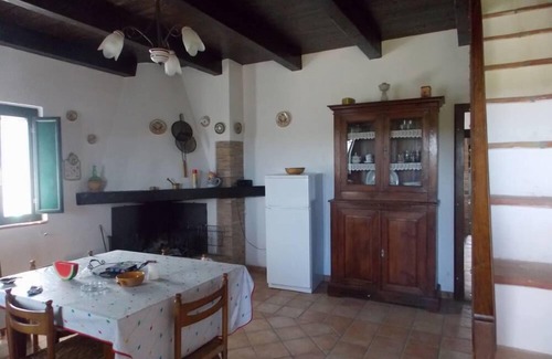 Fabrizio House | Villa surrounded by citrus groves on the Ionian coast
