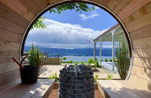 Wattle Grove Villa | Villa Talia Tasmania