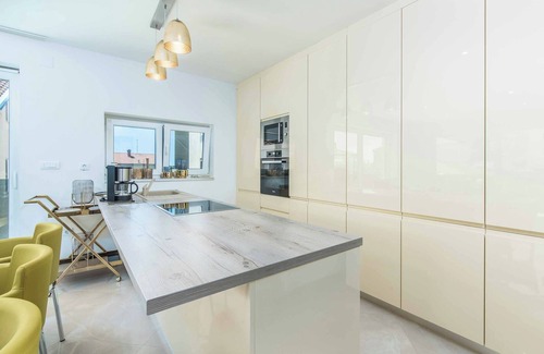 Vintijan Villa | Villa Tao - Six Bedroom Villa, Sleeps 12