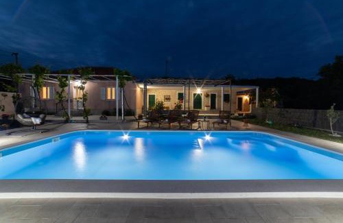 Blizna Donja House | Villa Terra with heated pool