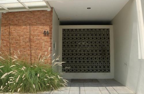 Central Yogyakarta Villa | Villa Tjokro