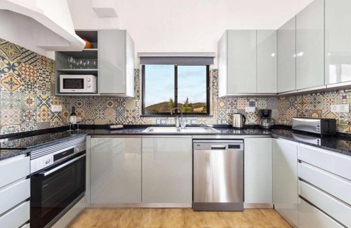 Silves Villa | Villa Tranquila peaceful stay in Algarve, near beautiful Silves, in nature