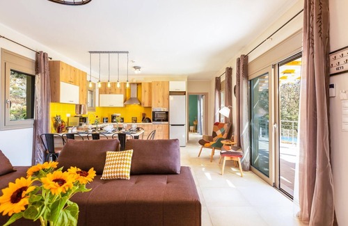 Monopari Villa | Villa Trules with private swimming pool