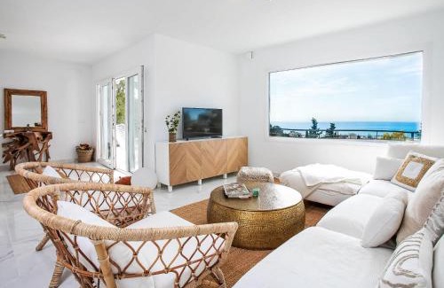 Benajarafe Villa | Villa Villa Esperanza by Interhome