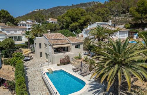 Arnella Villa | Villa Vista El Portet