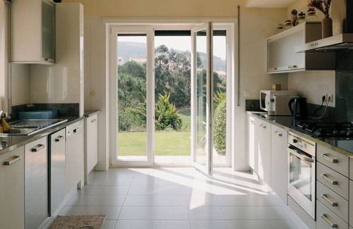 Cadriceira Villa | VILLA WITH PRIVATE SWIMMING POOL AND BEAUTIFUL GARDEN NEAR THE GOLF RESORT