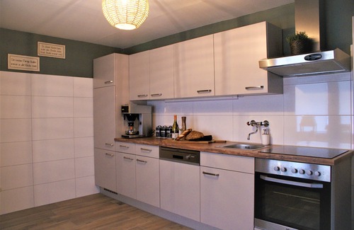 Schmallenberg House | Villa Westfeld: central in the beautiful Sauerland - with jacuzzi !