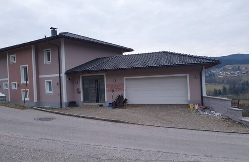 Oberwang Villa | villa with panoramic view