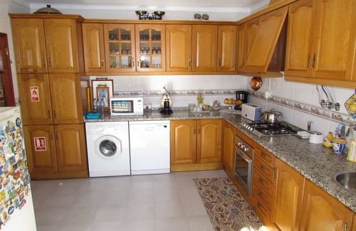 Almoinha Villa | Villa with pool and garden.