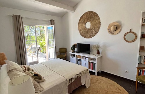 La Bouilladisse House | Villa with pool, CALM, between Cassis and Aix en Provence