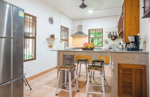 Nong Thale Villa | Villa with private pool and mountain views