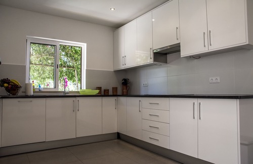 Vale Covo Villa | Villa with Private Pool and Sea View, Family Friendly, Shaded Detached Pavillion