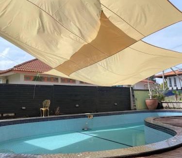 Kampung Geliga Besar House | Villabay Teluk Mak Nik Kemaman