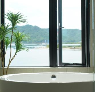 Fukura Villa | Villacation the Loose