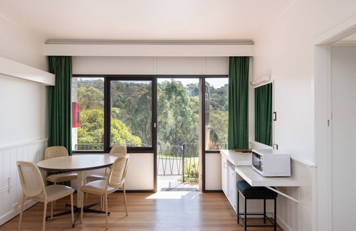 South Launceston Hotel | Village Family Motor Inn