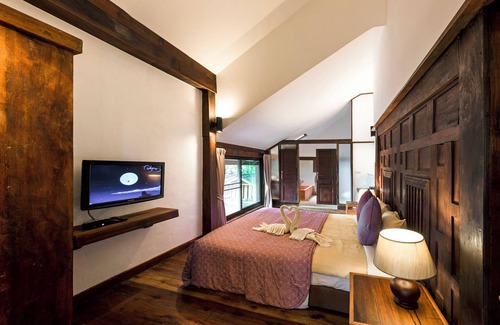 Wang Nam Khiao Resort | Village Farm & Winery