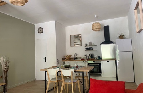 Lafare House | Village house at the foot of the Dentelles de Montmirail