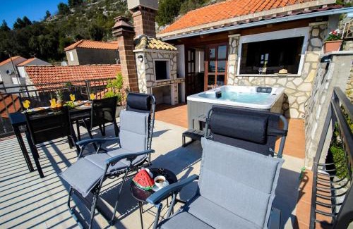 Dubrovacko Primorje House | Village house Kate Dubravica