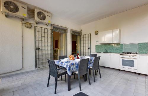 Rivabella Apartment | Villetta Lido La Pineta by BarbarHouse