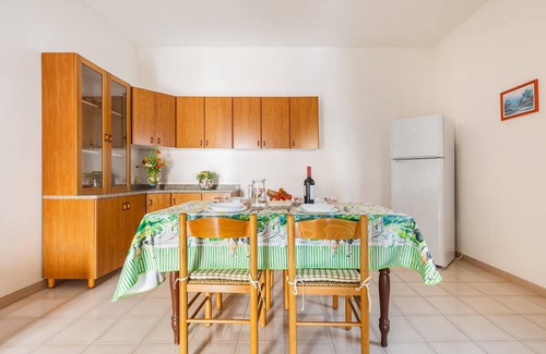 La Strea House | Villetta Stellastrea by BarbarHouse