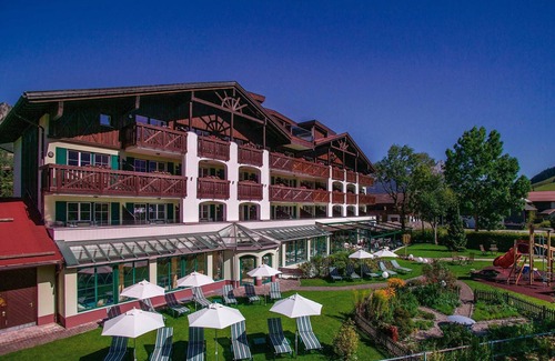 Tannheim House | Vilsalpsee garden room - Sägerhof