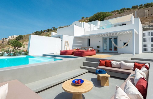 Santorini Villa | Vine Superior Suite | Santorini Heights
