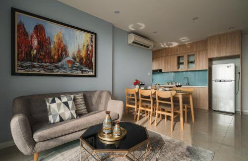 Trung Hoa Nhan Chinh Apartment | Vinhomes D'Capitale Trần Duy Hưng Dani Apartment